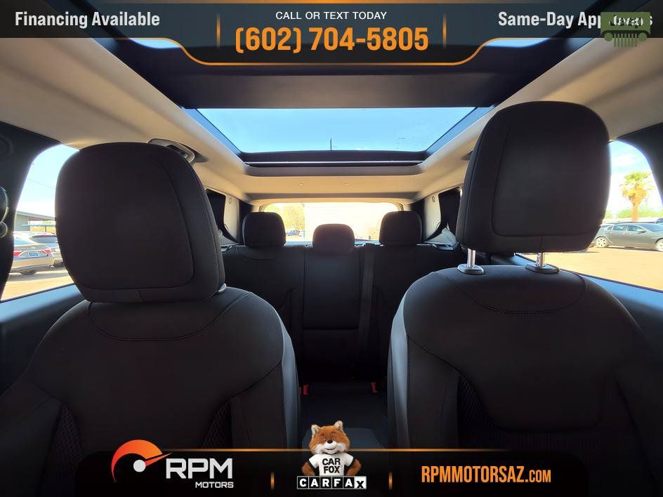 Used 2018 Jeep Renegade Altitude w/ Advanced Technology Group AWD/4WD image 19