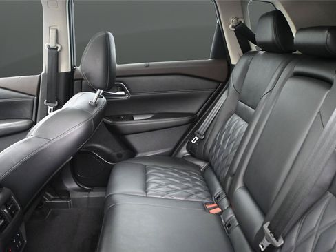 Used 2023 Nissan Rogue Platinum w/ Platinum Premium Package AWD/4WD image 14