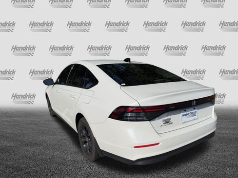 Used 2025 Honda Accord SE image 7