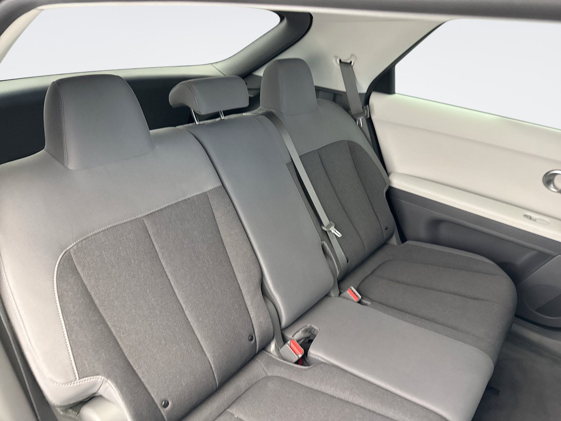 Used 2024 Hyundai Ioniq 5 SEL AWD/4WD image 19
