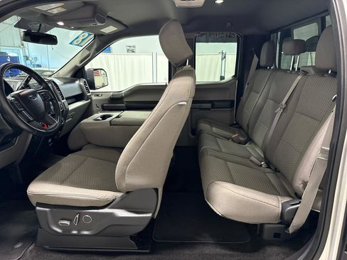 Used 2018 Ford F150 XLT w/ Equipment Group 302A Luxury AWD/4WD image 15