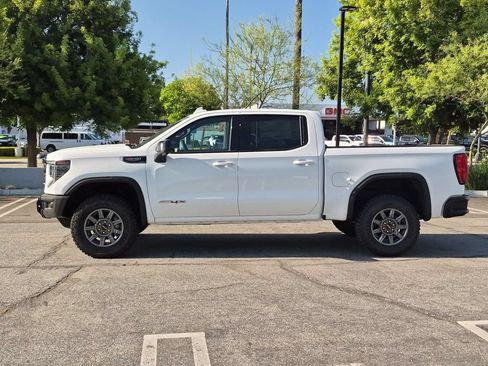 New 2026 GMC Sierra 1500 AT4X AWD/4WD image 8