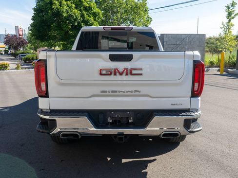 Used 2023 GMC Sierra 1500 SLT w/ SLT Premium Package AWD/4WD image 6