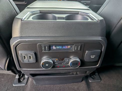 Used 2020 Ford Expedition Limited RWD image 39