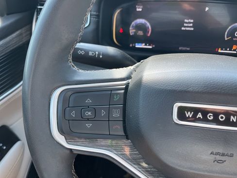 Used 2022 Jeep Wagoneer Series II AWD/4WD image 48
