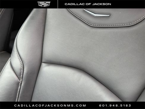 Certified 2023 Cadillac XT4 Premium Luxury image 18