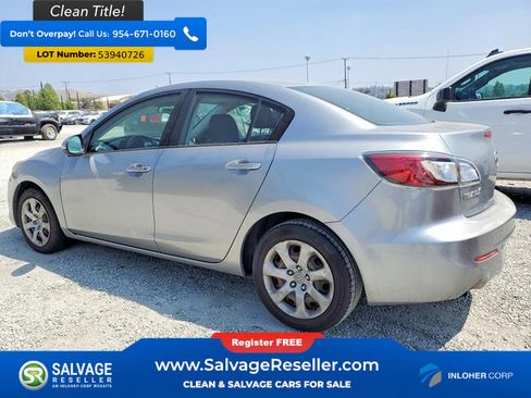 Used 2013 MAZDA MAZDA3 i SV w/ Convenience Pkg FWD image 3