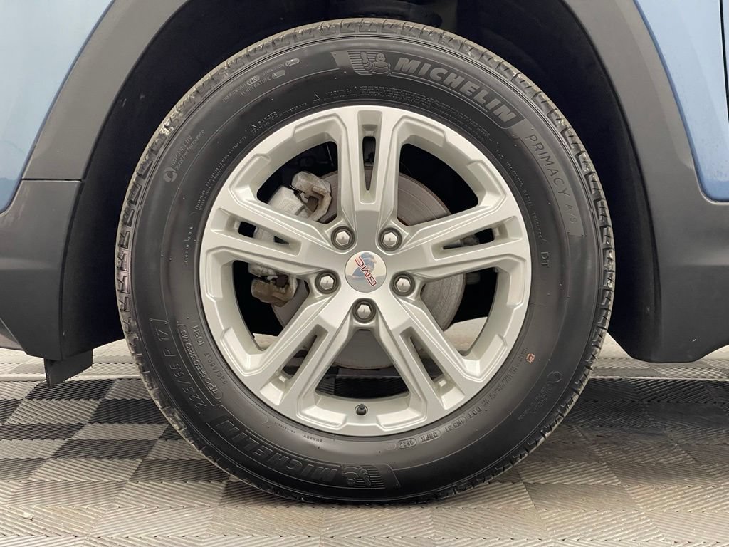 Used 2024 GMC Terrain SLE FWD image 12