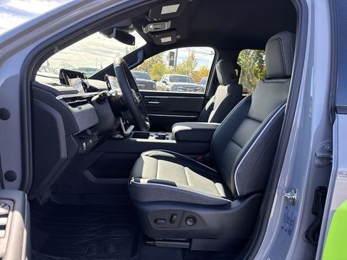 New 2026 GMC Sierra EV Elevation image 18