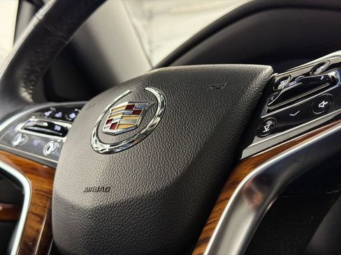 Used 2015 Cadillac Escalade Luxury AWD/4WD image 31