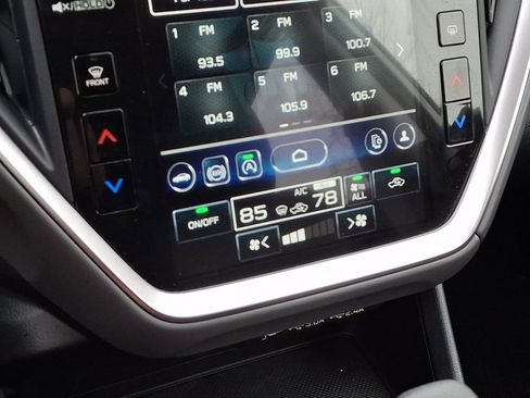 Used 2024 Subaru Crosstrek 2.0i Premium image 18