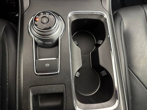 Used 2017 Ford Fusion Titanium AWD/4WD image 31