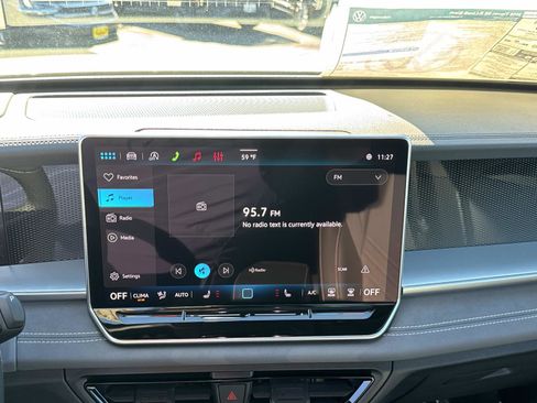 New 2026 Volkswagen Tiguan SE R-Line FWD image 15