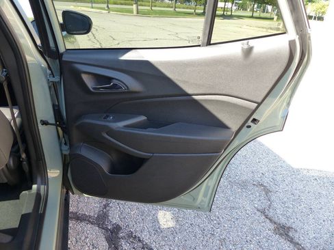 Used 2026 Chevrolet Trax ACTIV w/ Sunroof Package FWD image 42