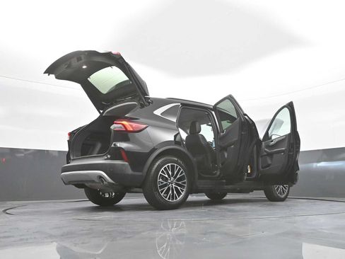 Certified 2026 Ford Escape SE w/ PHEV Premium Package FWD image 47