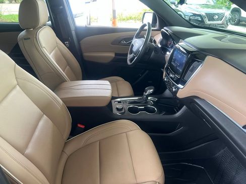 Used 2023 Chevrolet Traverse Premier w/ LPO, Floor Liner Package AWD/4WD image 21