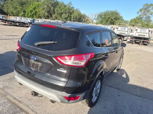Used 2014 Ford Escape SE FWD image 4