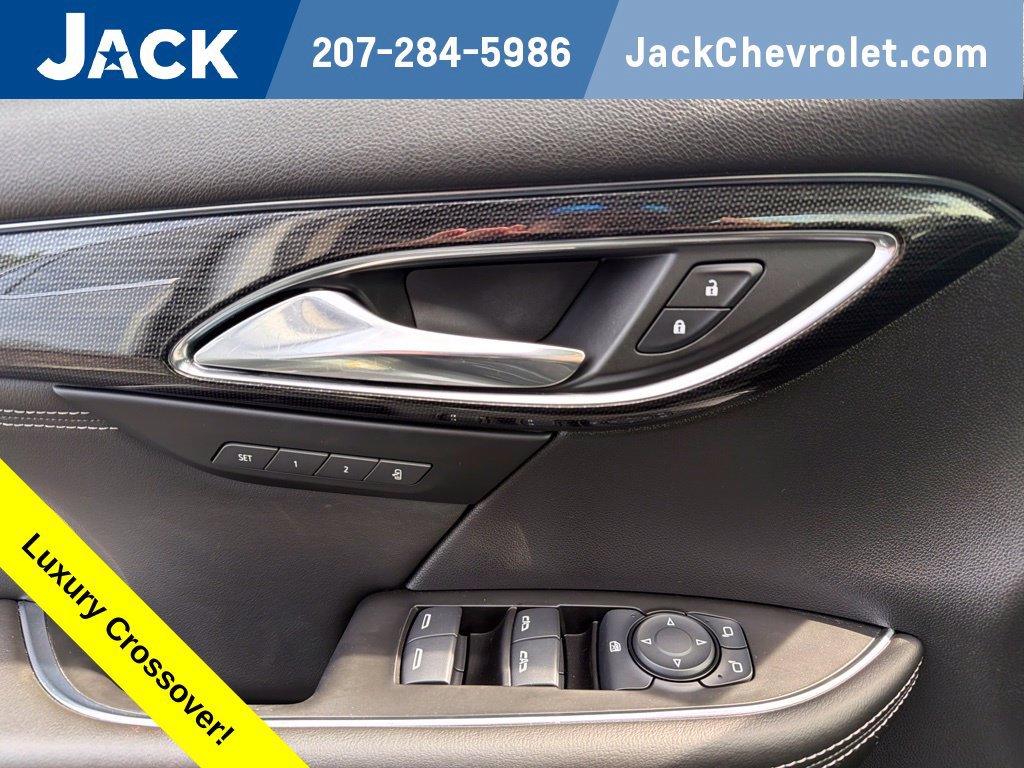 Used 2023 Buick Envision Essence AWD/4WD image 26