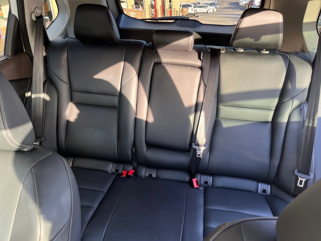 Used 2023 Nissan Rogue SL w/ SL Premium Package FWD image 27