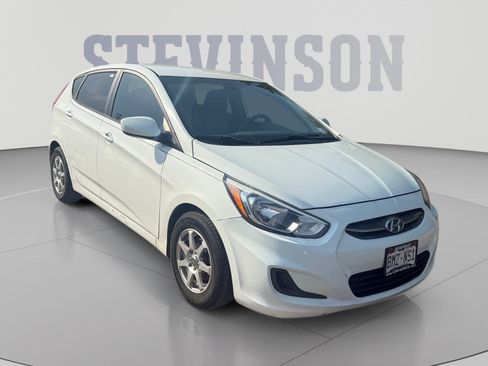 Used 2016 Hyundai Accent SE FWD image 7