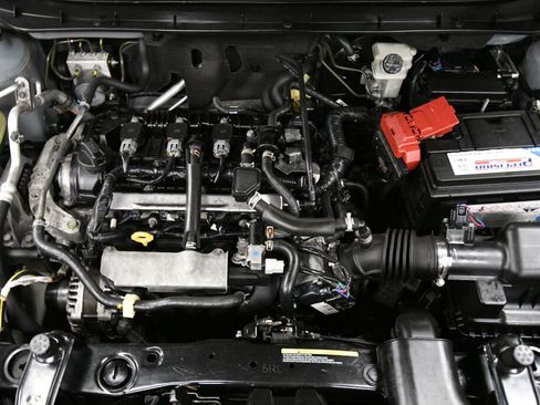 Used 2022 Nissan Kicks SV image 33