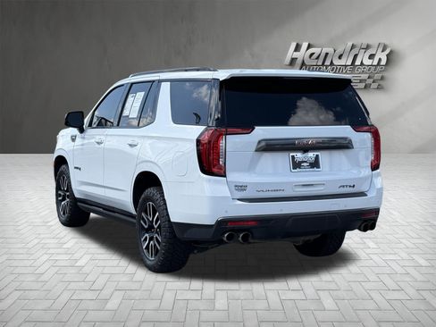 Used 2023 GMC Yukon AT4 w/ AT4 Premium Package AWD/4WD image 8