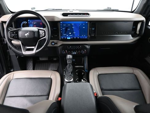 Certified 2023 Ford Bronco Wildtrak image 21