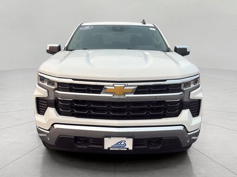 Used 2024 Chevrolet Silverado 1500 LT AWD/4WD image 9
