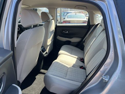 Used 2023 Honda HR-V LX image 22