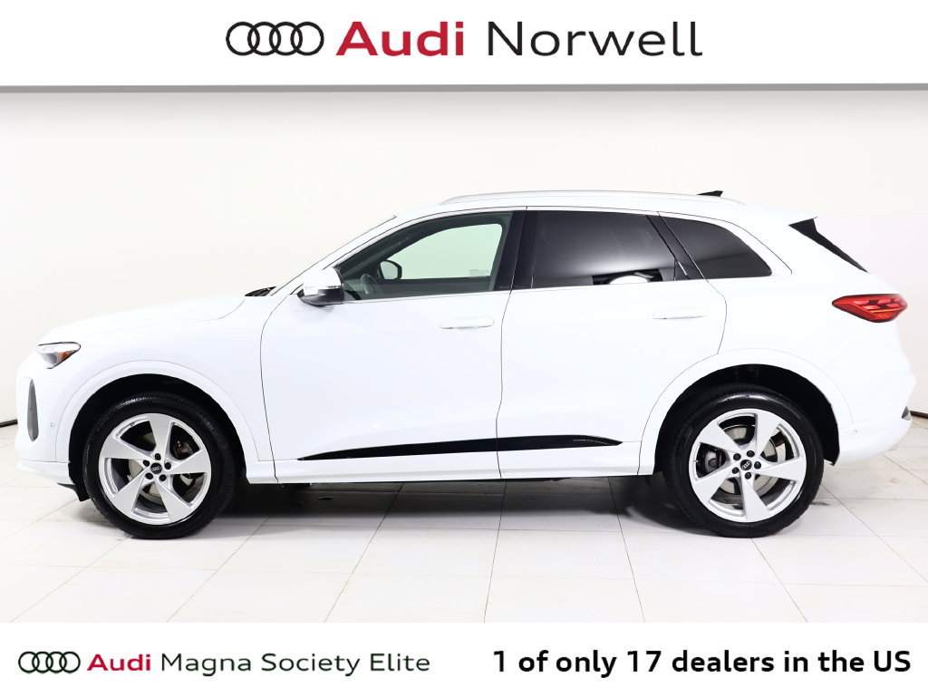 Used 2025 Audi Q5 Premium Plus w/ Premium Plus AWD/4WD image 13