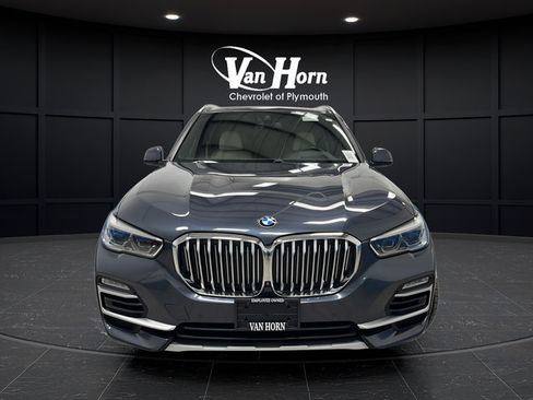 Used 2021 BMW X5 xDrive40i w/ Executive Package AWD/4WD image 2
