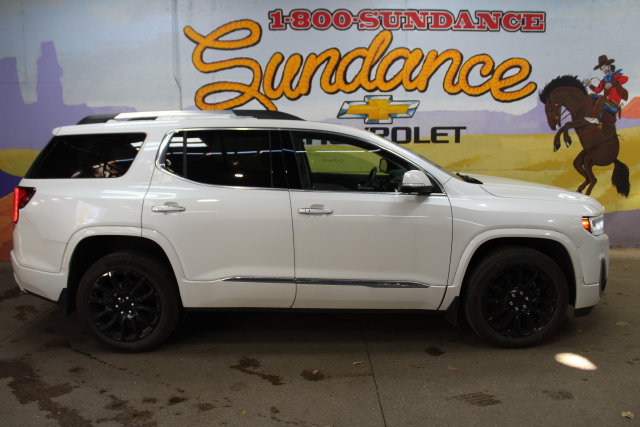 Used 2021 GMC Acadia Denali w/ GMC Pro Grade Package AWD/4WD image 1