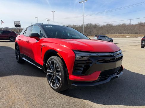 Certified 2025 Chevrolet Blazer EV SS image 7