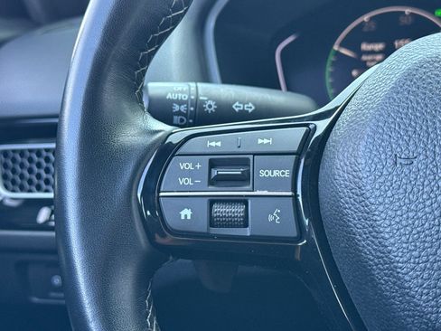 Used 2025 Honda Civic Sport image 32