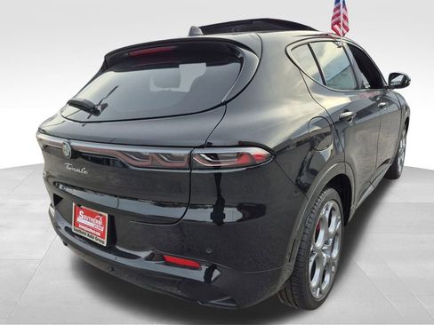 New 2025 Alfa Romeo Tonale w/ Premium Package AWD/4WD image 11