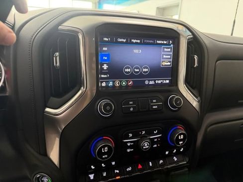 Used 2020 Chevrolet Silverado 3500 LTZ w/ LTZ Premium Package AWD/4WD image 21