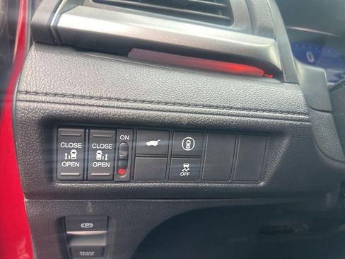 Used 2023 Honda Odyssey Sport image 12