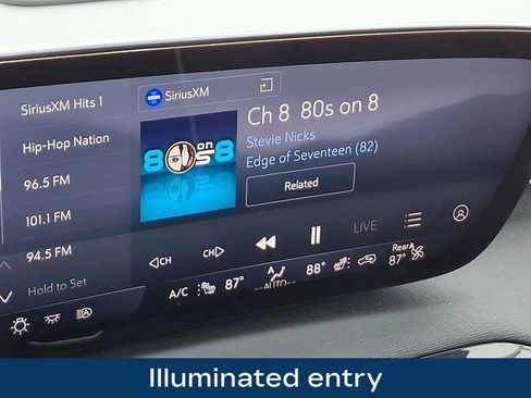 Used 2025 Buick Enclave Preferred image 22