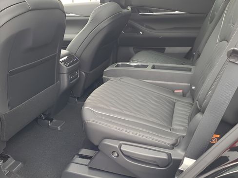 New 2026 INFINITI QX60 Autograph image 9