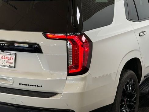 Used 2024 GMC Yukon Denali w/ Max Trailering Package AWD/4WD image 12