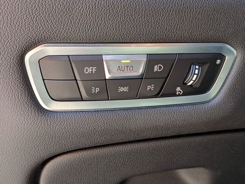 Used 2023 BMW X5 sDrive40i w/ Premium Package RWD image 17
