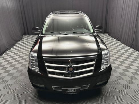 Used 2014 Cadillac Escalade ESV Platinum AWD/4WD image 8