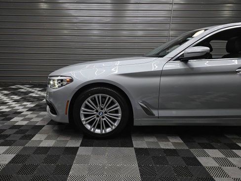 Used 2019 BMW 530i xDrive w/ Convenience Package AWD/4WD image 42