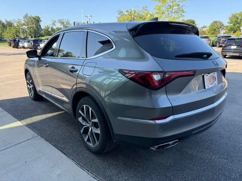 Used 2024 Acura MDX w/ Technology Package AWD/4WD image 4