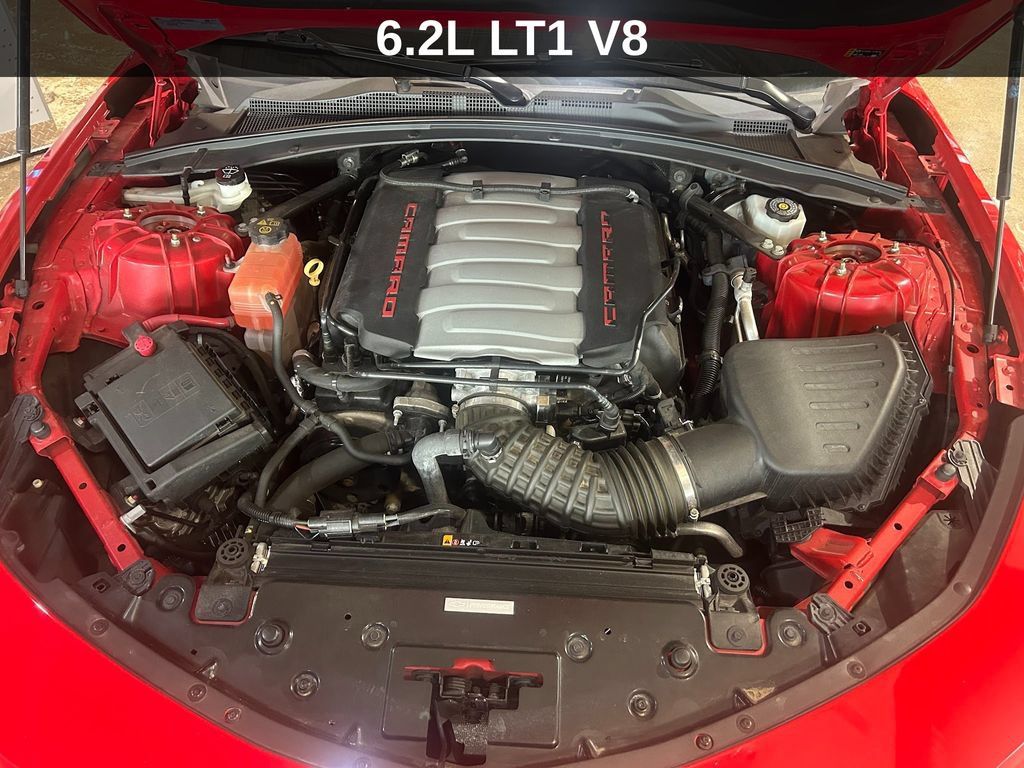 Used 2021 Chevrolet Camaro SS RWD image 11