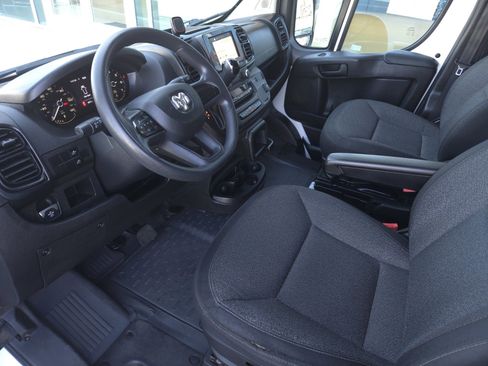 Used 2023 RAM ProMaster 2500 image 11