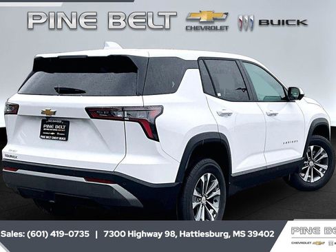 New 2026 Chevrolet Equinox LT FWD image 11