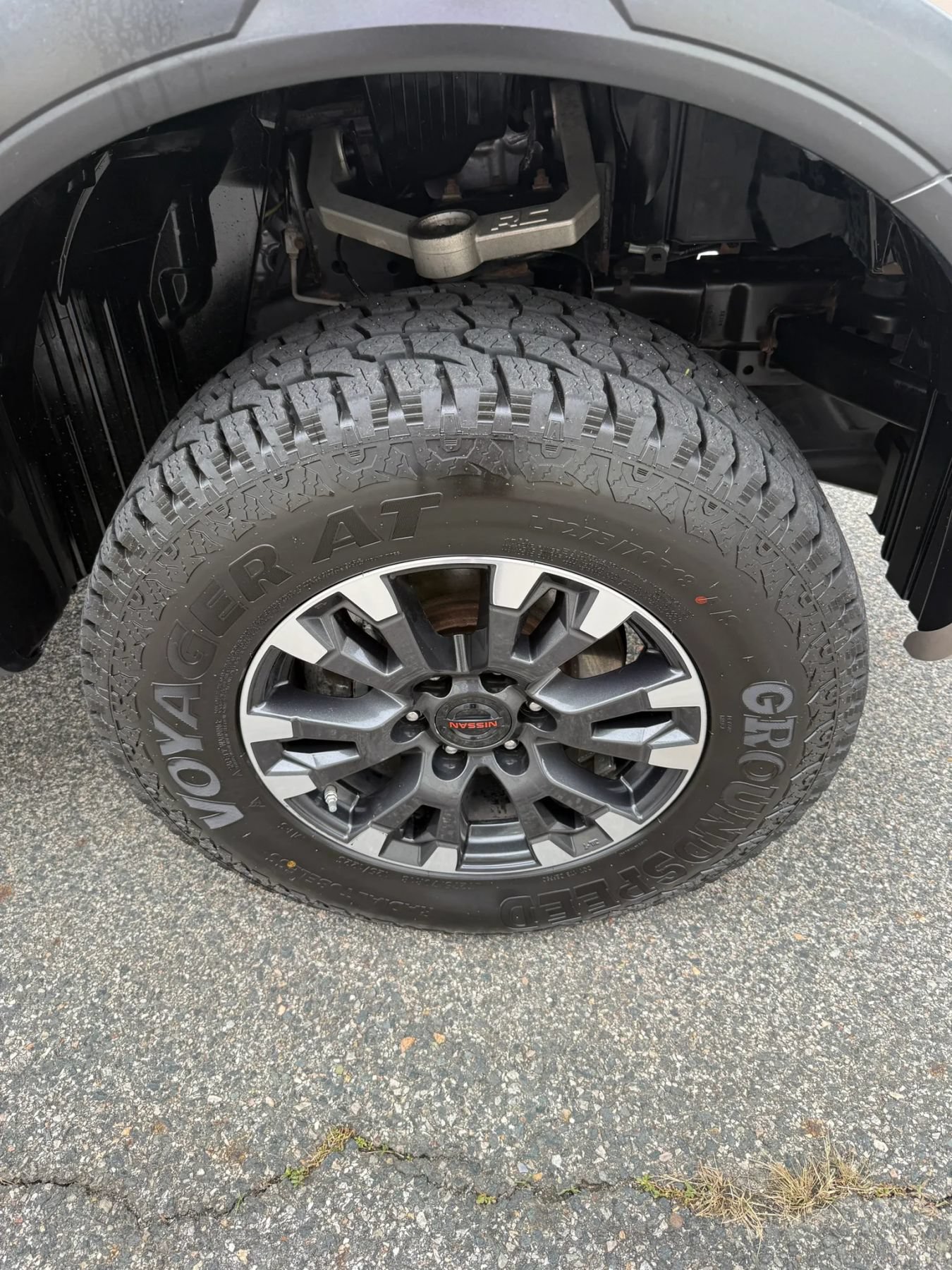 Used 2021 Nissan Titan PRO-4X w/ Pro-4x Convenience Package AWD/4WD image 14