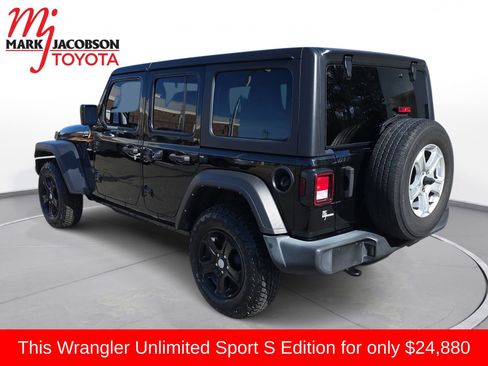 Used 2022 Jeep Wrangler Unlimited Sport image 14