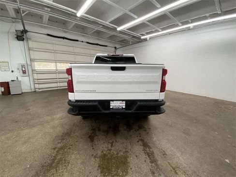 Used 2025 Chevrolet Silverado 1500 Custom Trail Boss image 5